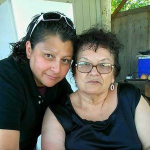 Meet your Posher, Noelia